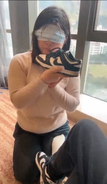 ���������µ�СŮ�ͳ��γ���